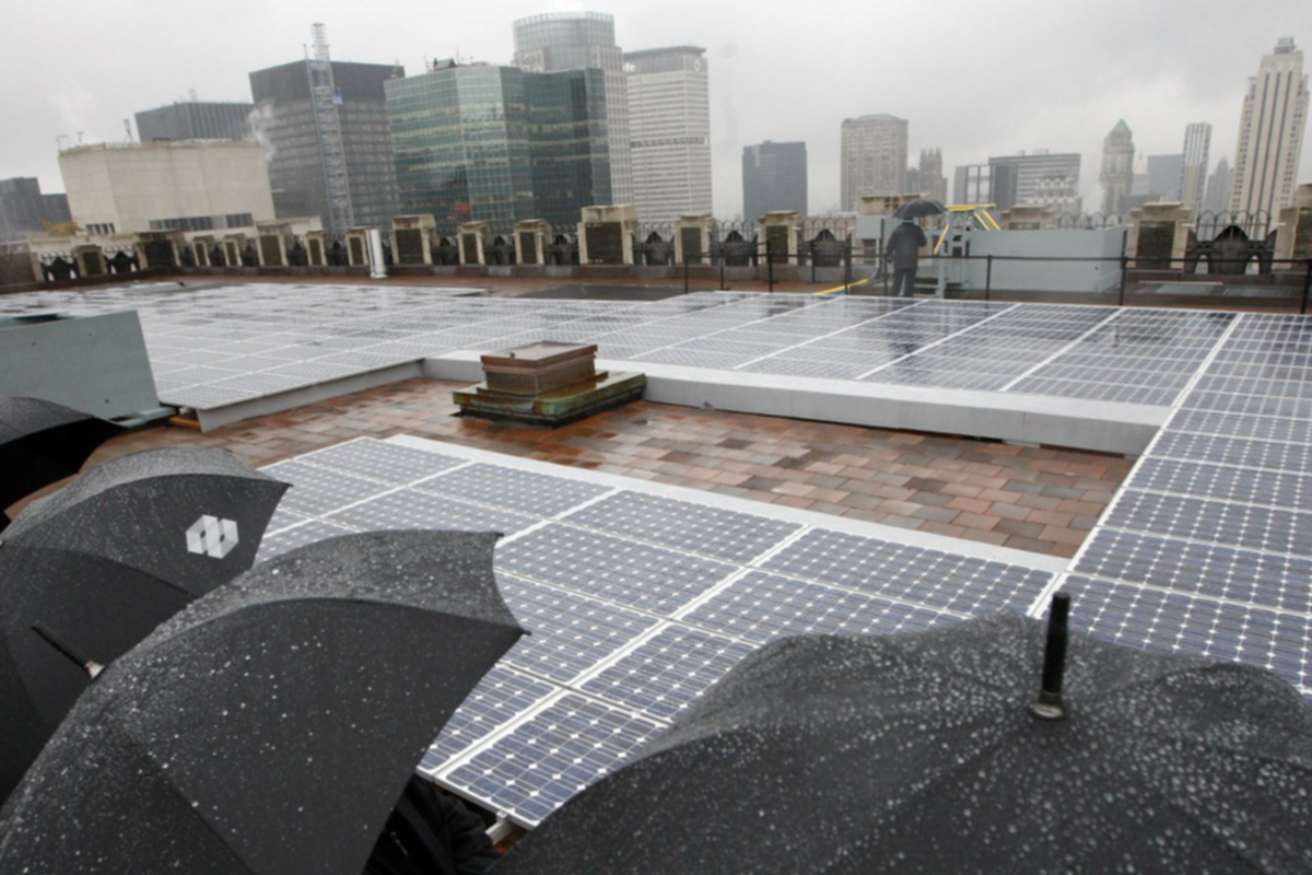 Yağmurdan Elektrik Üreten Güneş Enerjisi Paneli