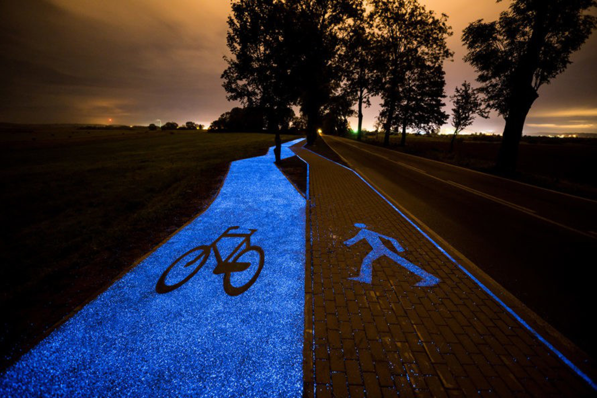 Işıltılı Bisiklet Yolu
